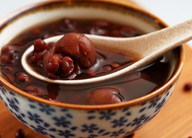 Chữa mất ngủ bằng chè đậu đen hạt sen