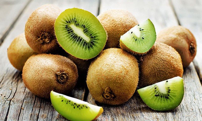 Quả kiwi giúp ngủ ngon