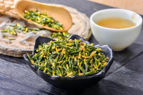 cách trị chứng khó ngủ bằng trà tâm sen
